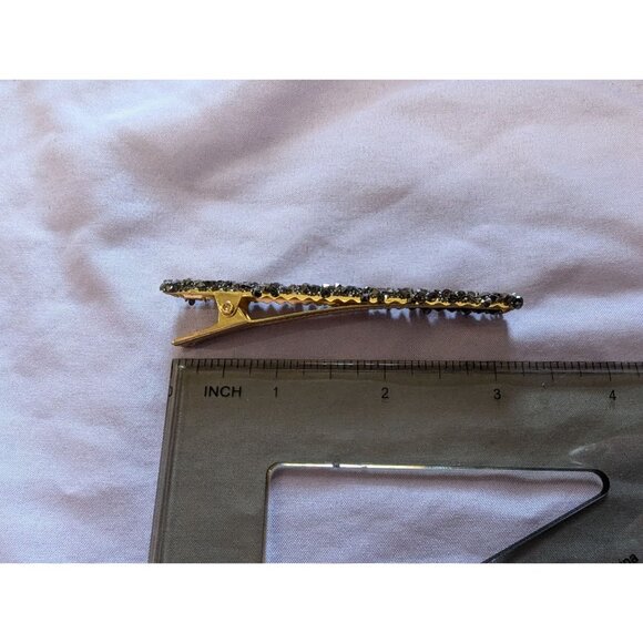 Sparkling Rhinestone Hair Clip With Gold-Tone Alligator Grip - Picture 4 of 4